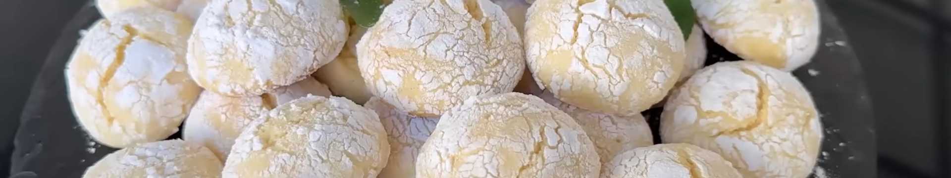 De délicats biscuits à l'orange