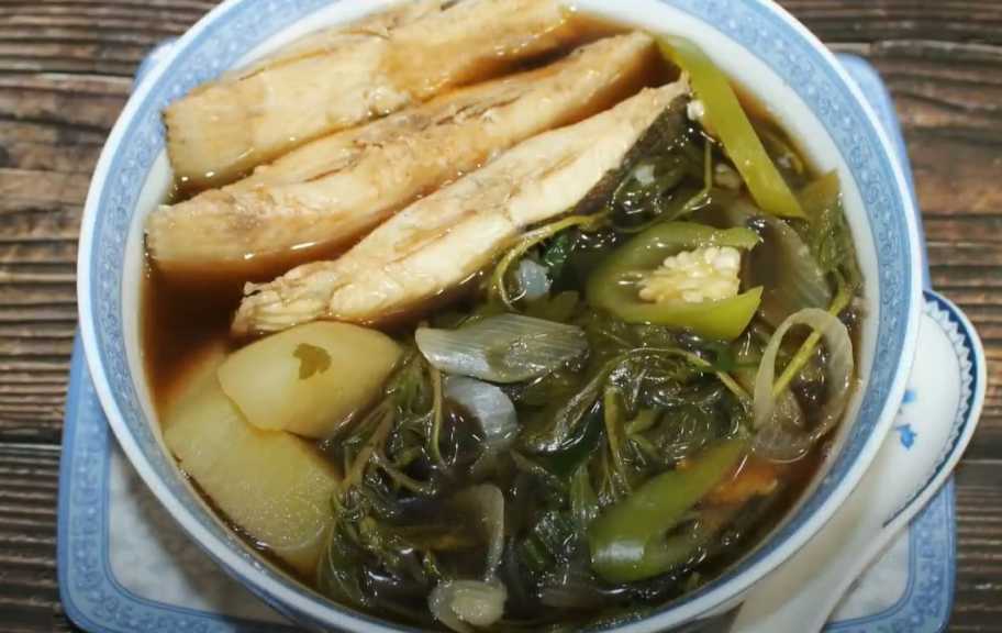 Recette : Soupe de flet à l'absinthe