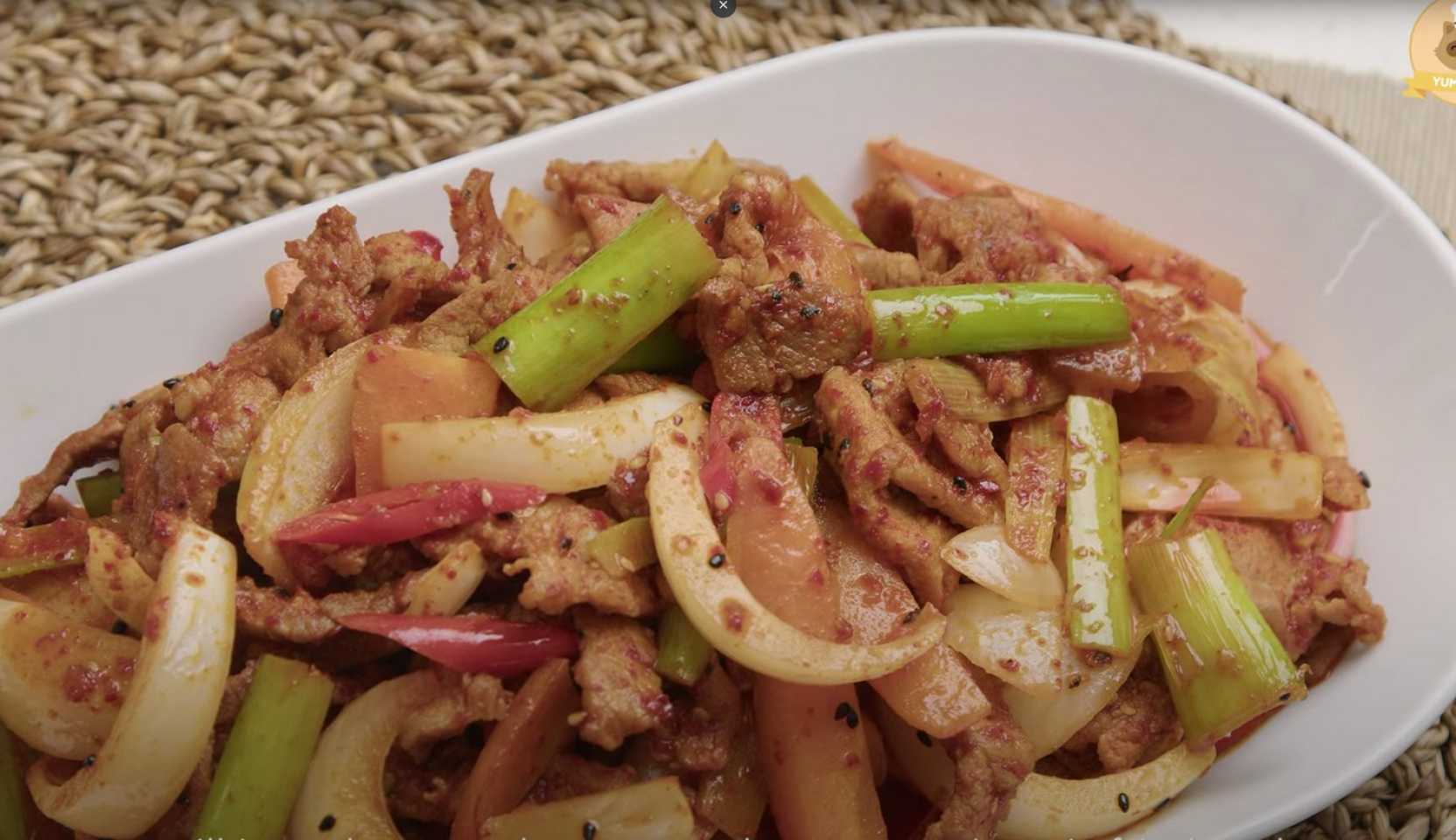 Image du plat : Jeyuk Bokkeum au porc épicé