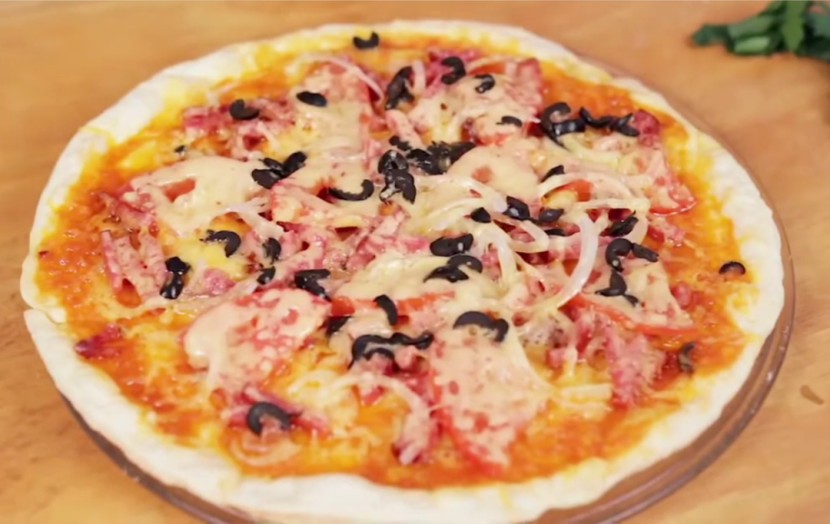Recette : Pizza express au micro-ondes en 5 minutes