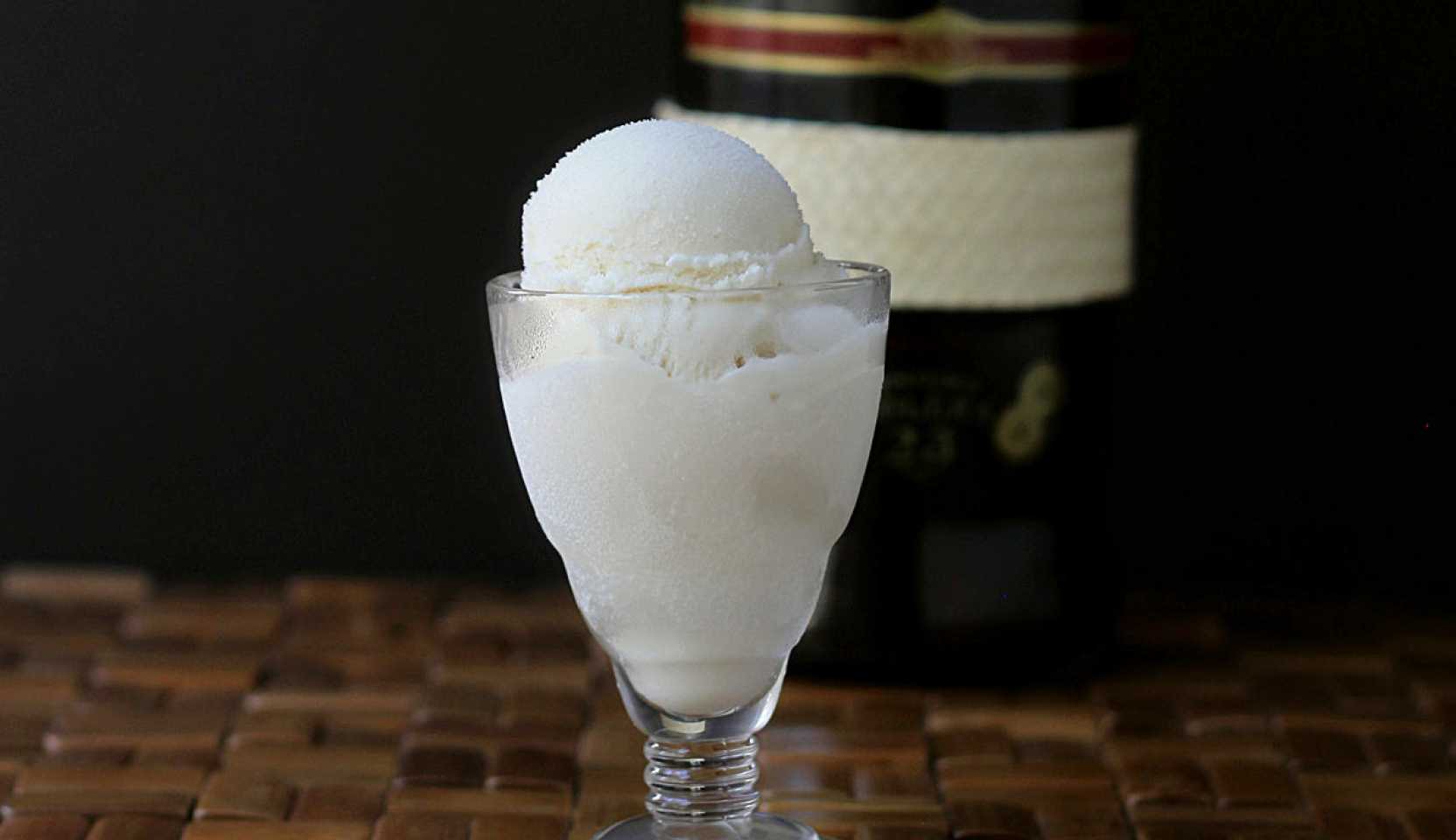 Image du plat : Cocktail de glace au rhum