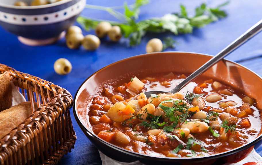 Recette : Ragoût végétalien de haricots blancs et de pommes de terre