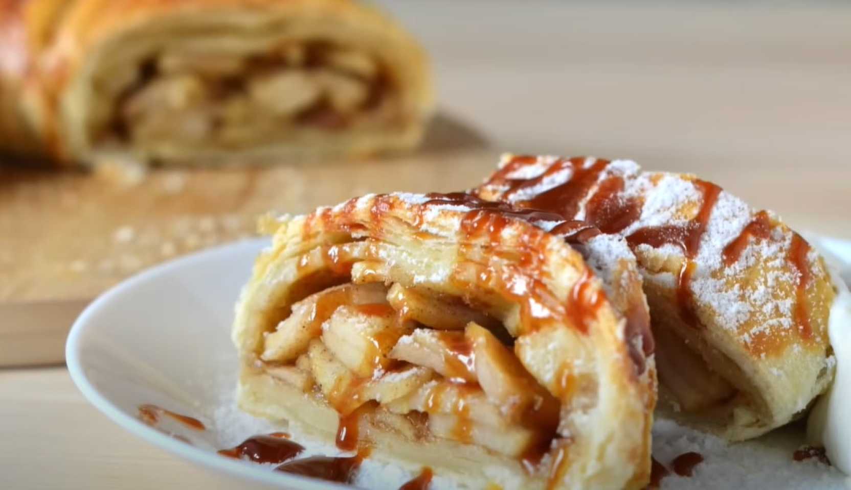 Image du plat : Strudel aux pommes préparé avec de la pâte feuilletée toute prête