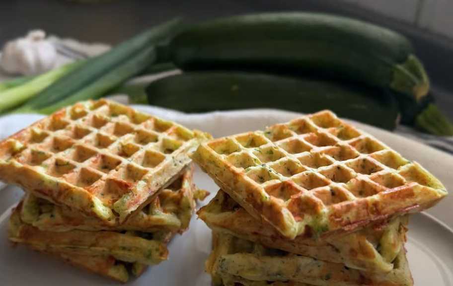 Recette : Crêpes de courgettes cuites dans un gaufrier