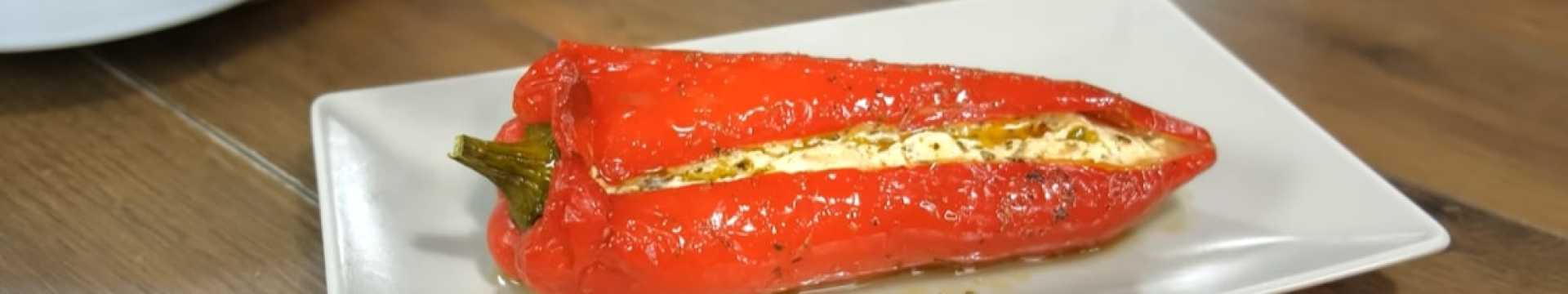 Poivrons rouges farcis au fromage feta