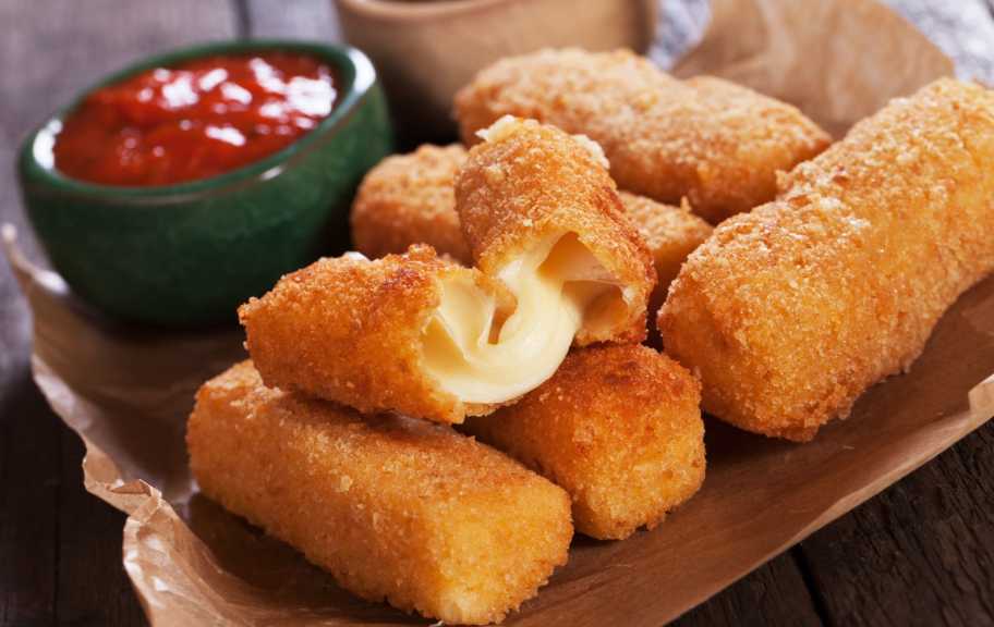 Recette : Bâtonnets de fromage cuits au four