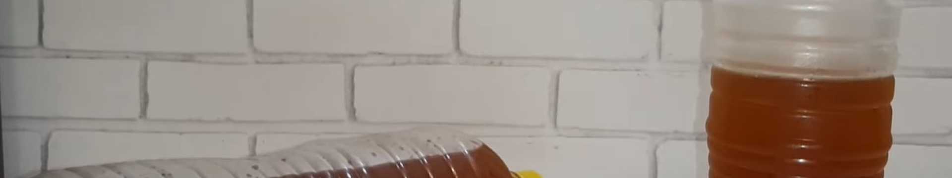 Kvas maison pour okroshka, fait à partir de pain