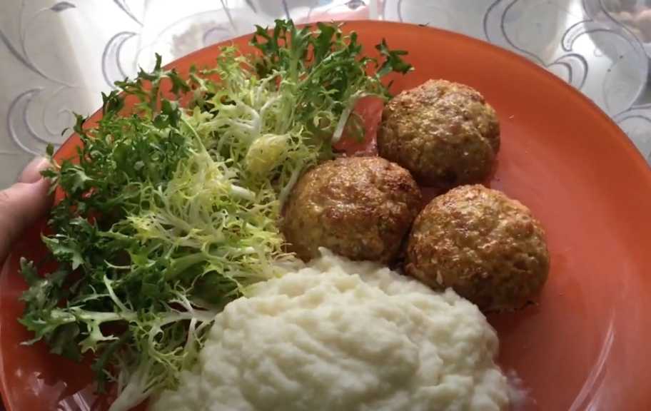 Recette : Côtelettes à la purée de chou-fleur