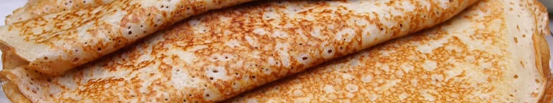 Crêpes au lait caillé et aux trous