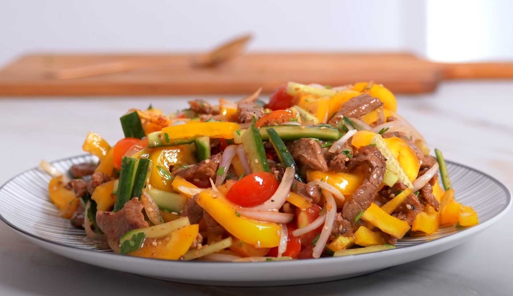 Image du plat : Salade de viande festive sans mayonnaise