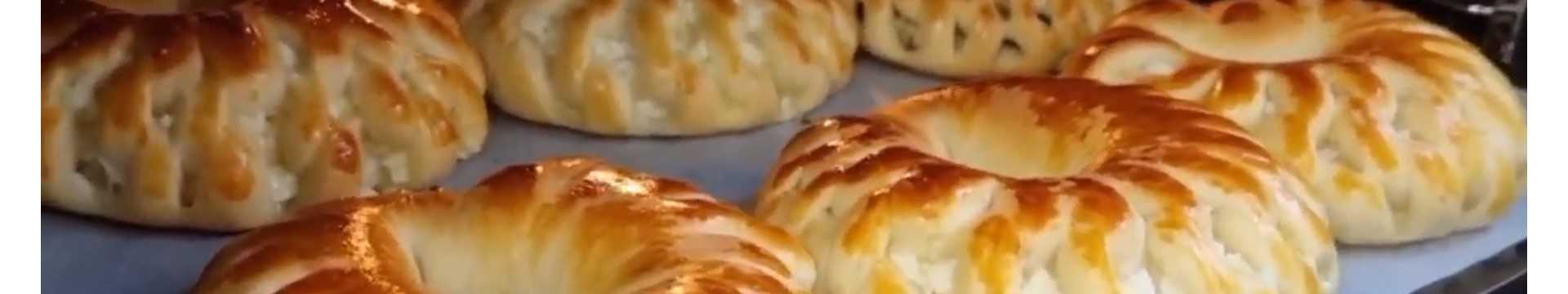 Anneaux tressés au fromage blanc