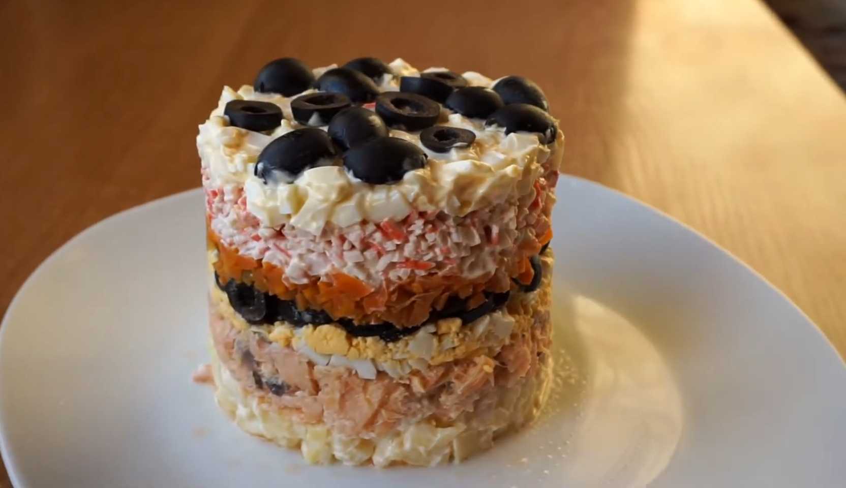 Image du plat : Salade de crabe avec poisson et olives