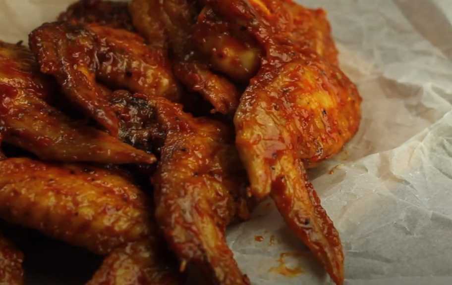 Recette : Ailes de poulet Buffalo avec sauce piquante