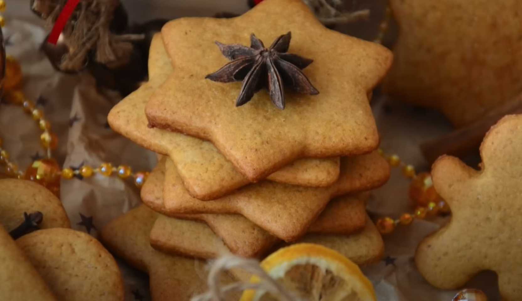 Image du plat : Étoiles en pain d'épice pour le sapin de Noël