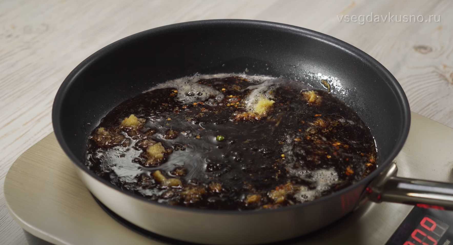 Boulettes de viande d'inspiration asiatique avec nouilles - Étape 5