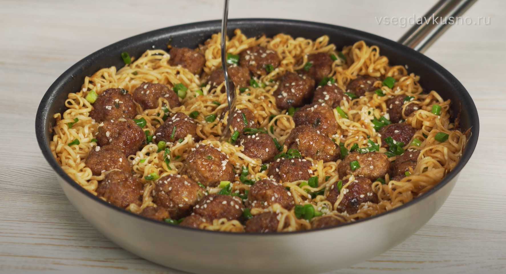 Boulettes de viande à l'asiatique avec nouilles - Étape 8