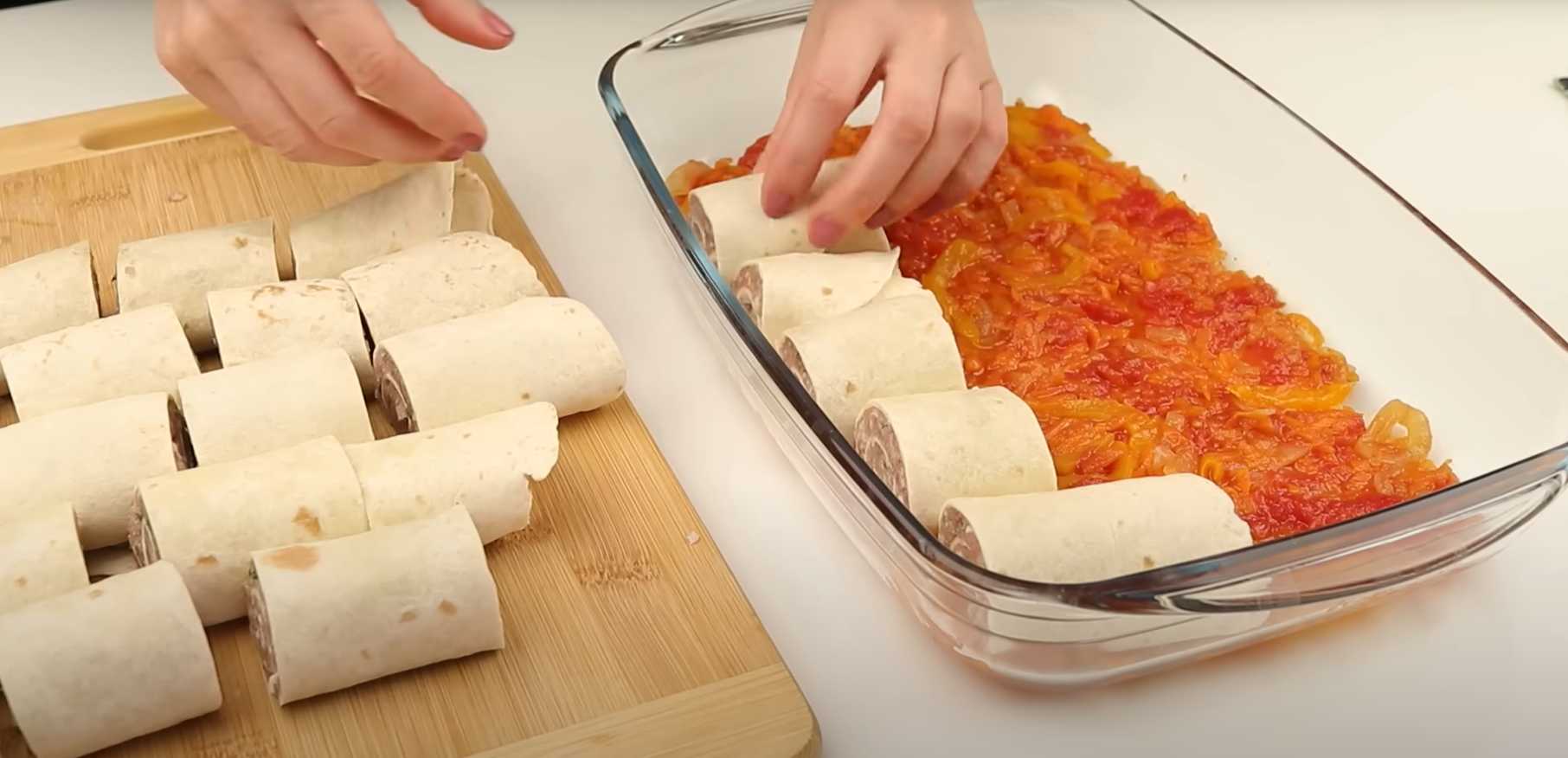 Rouleaux de viande cuits au four dans du pain lavash aux légumes - Étape 12