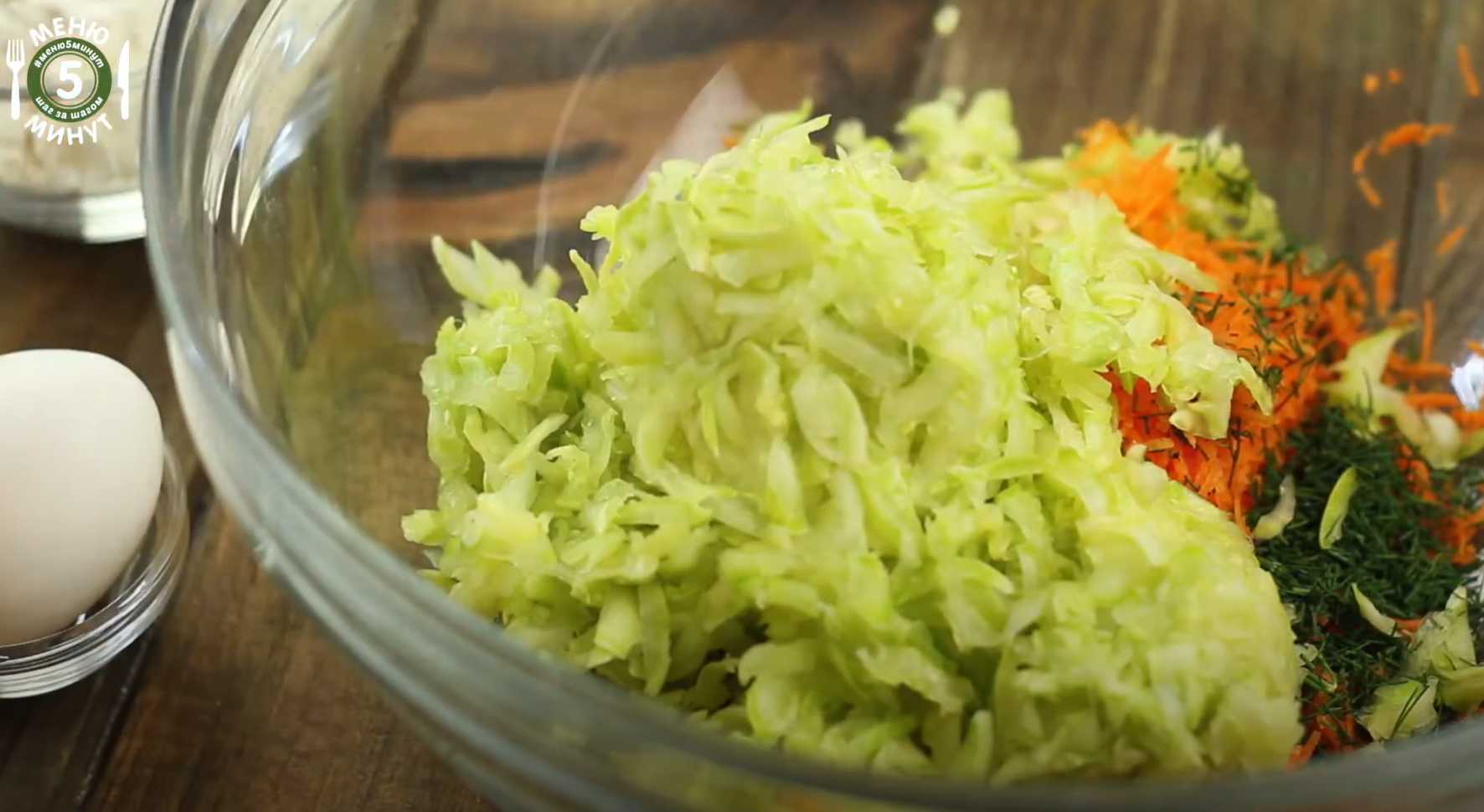 Crêpes de courgettes et de carottes à la poêle - Étape 5