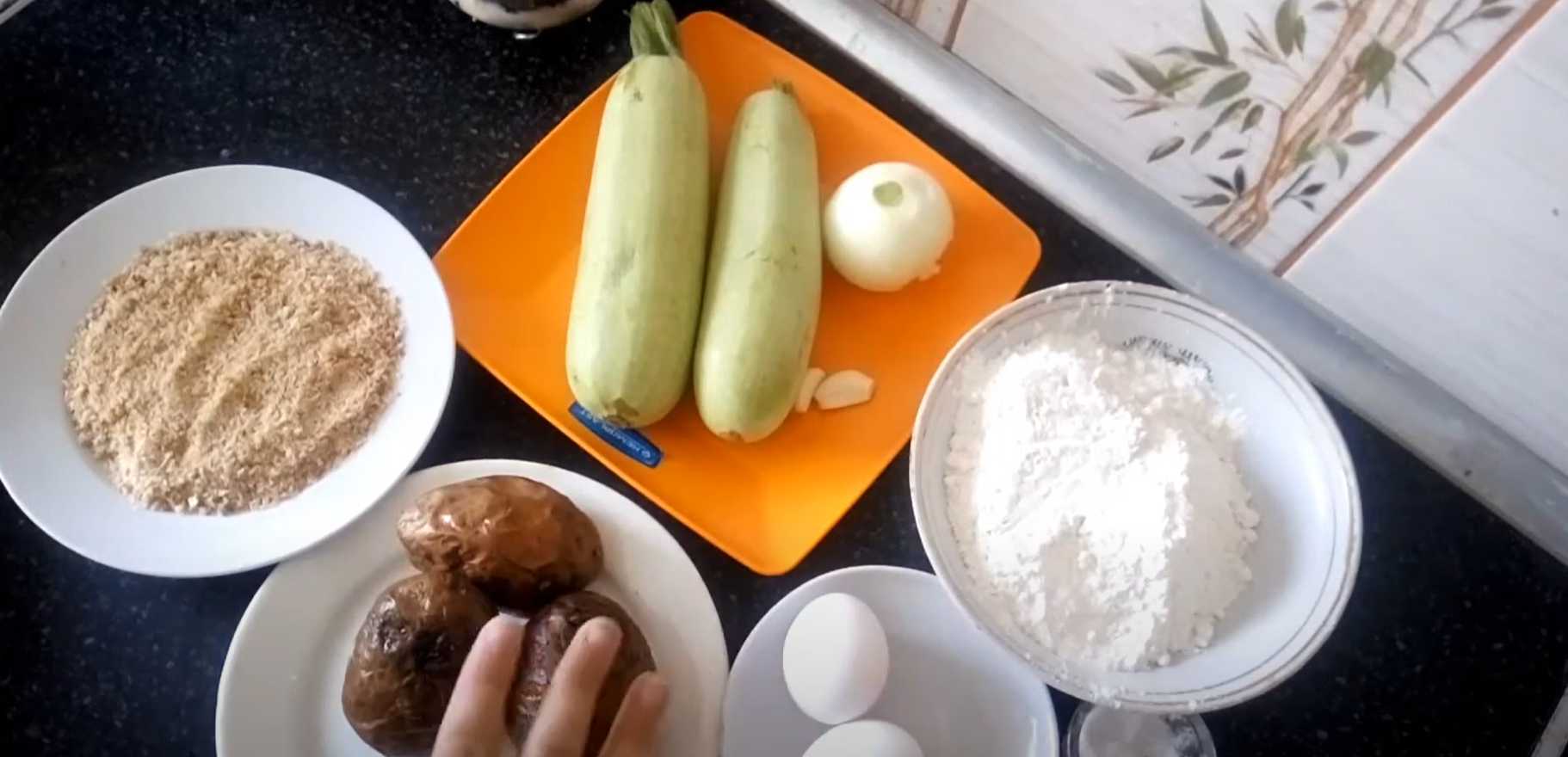 Beignets de courgettes à la vapeur - Étape 1
