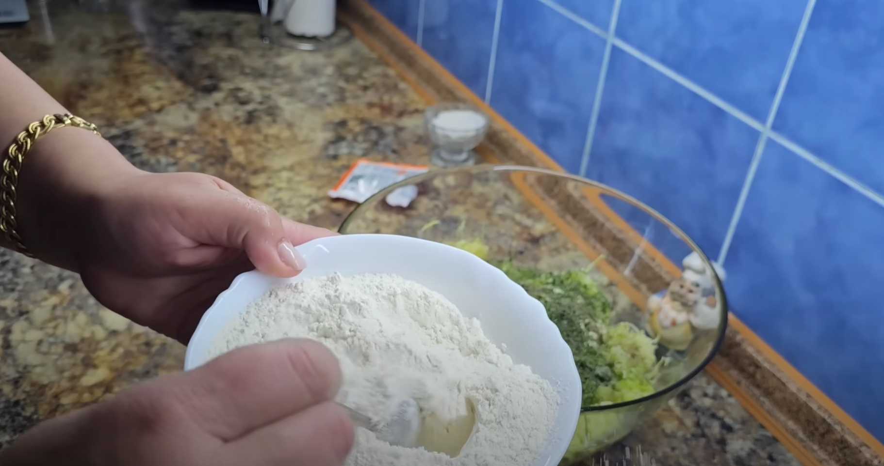 Crêpes moelleuses aux courgettes - Étape 2