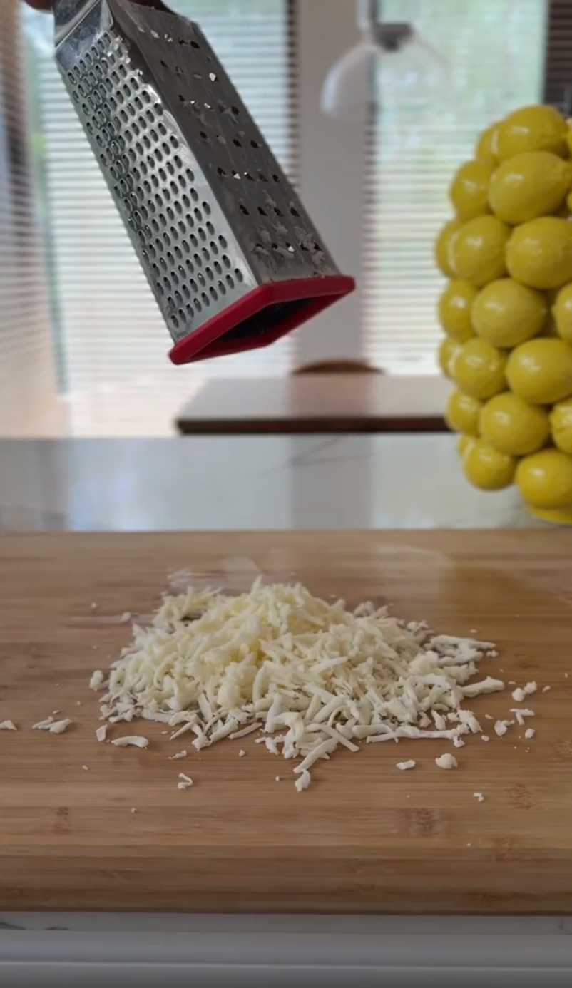 Khachapuri au fromage et au kéfir - Étape 1