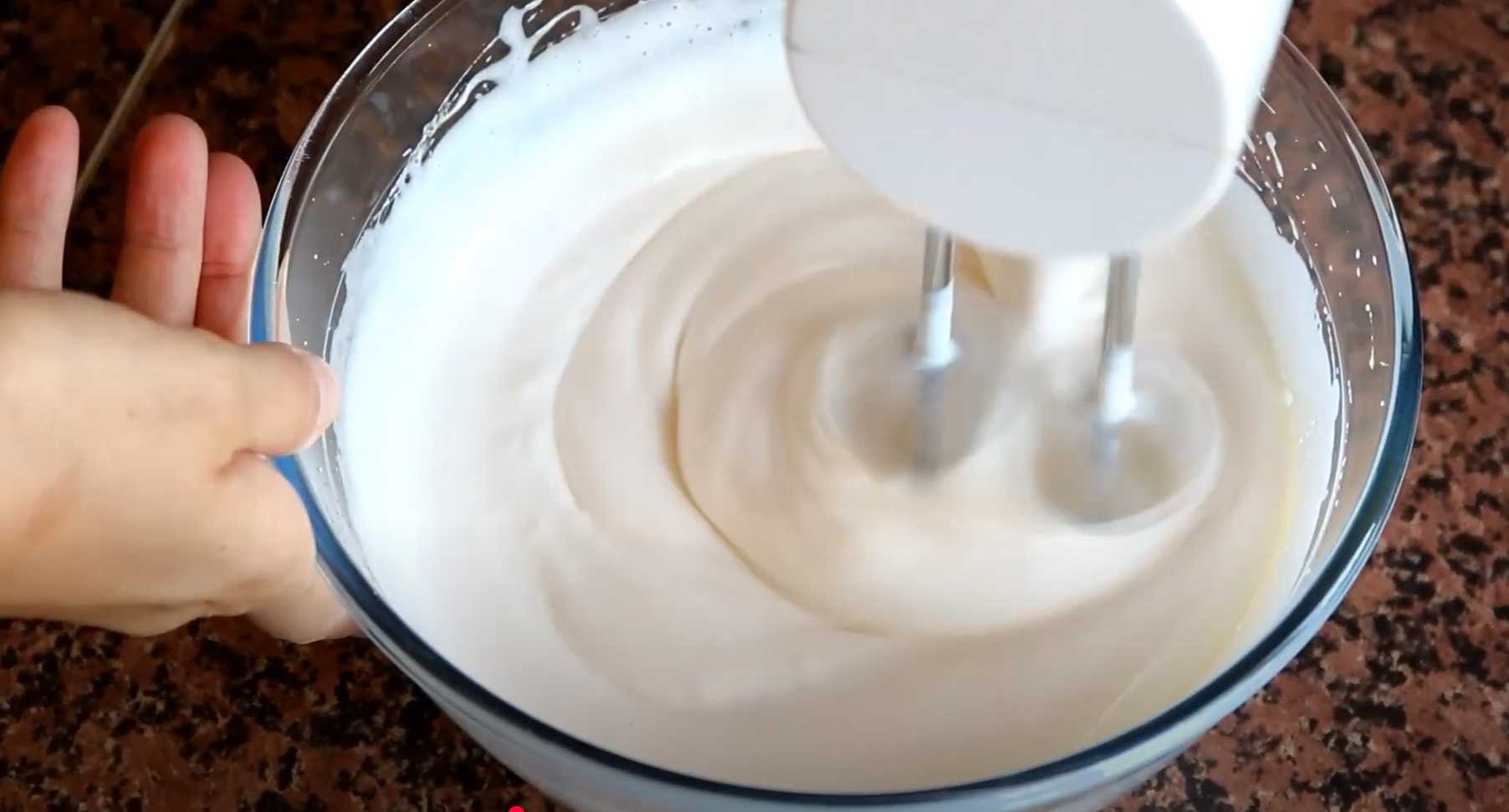 Charlotte aux groseilles - Étape 2