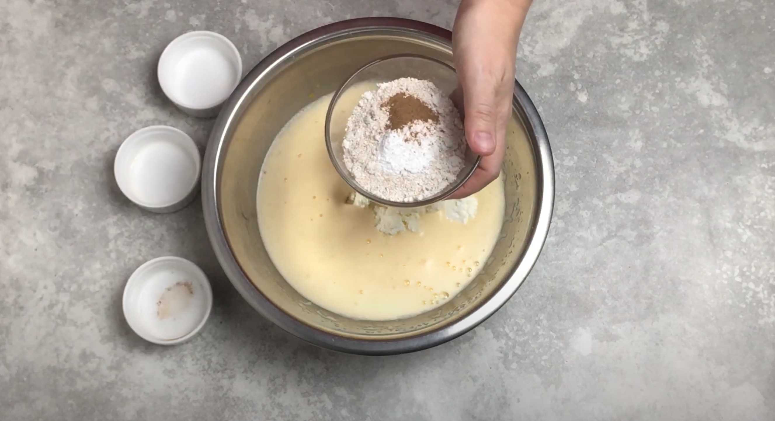 Gâteau Charlotte sain aux pommes et au fromage blanc (sans sucre) - Étape 4