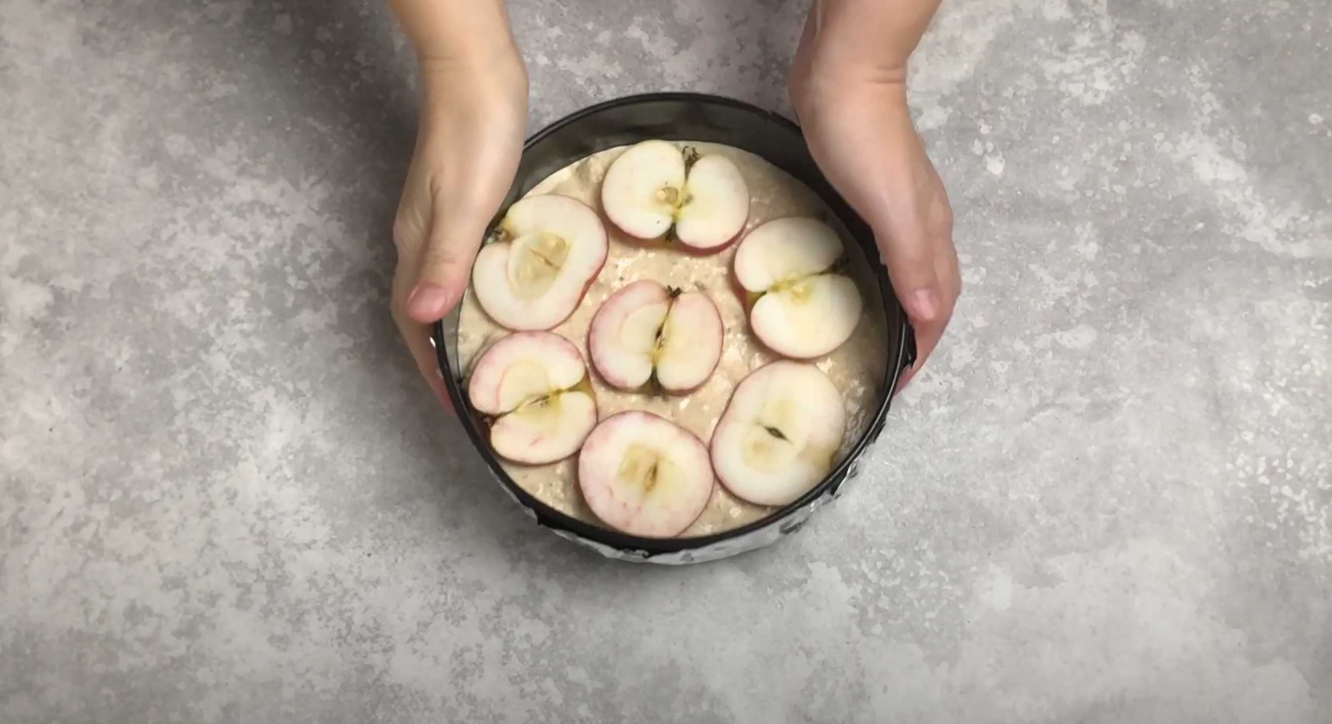 Charlotte saine aux pommes et au fromage blanc (sans sucre) - Étape 8