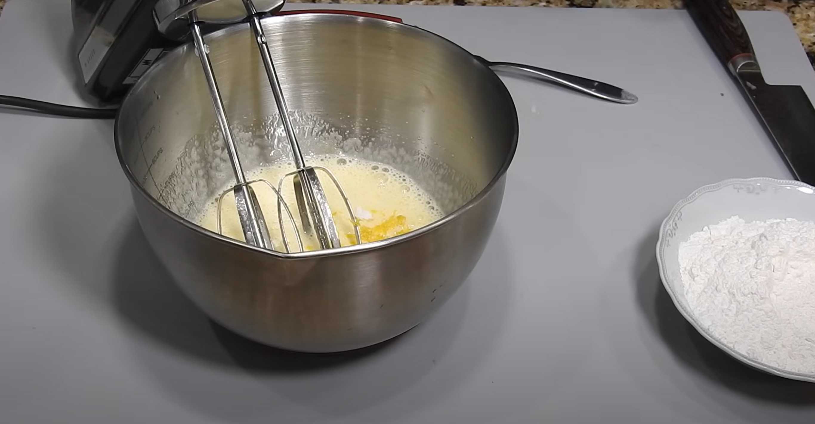 Charlotte aux pommes à la poêle - Étape 3