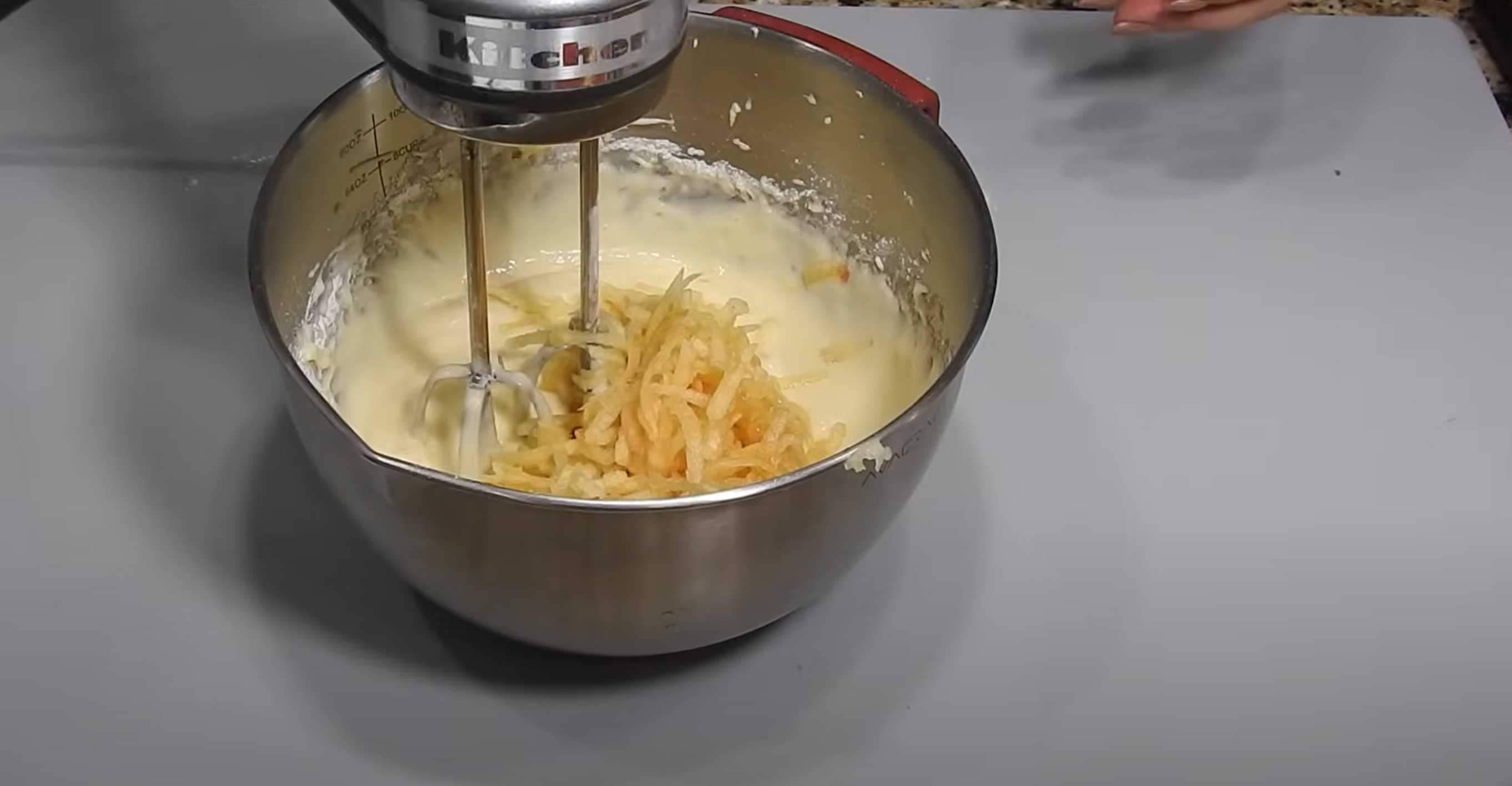 Charlotte aux pommes à la poêle - Étape 5