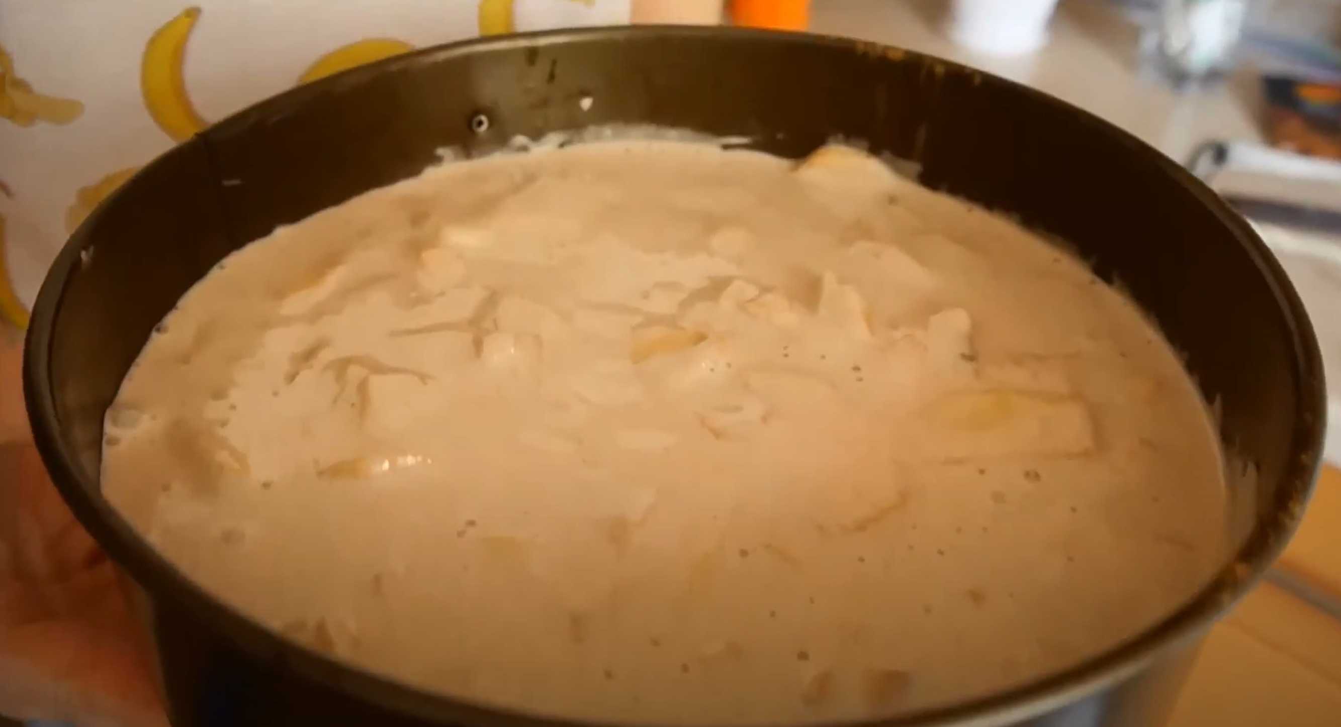 Charlotte aux pommes et aux bananes - Étape 6