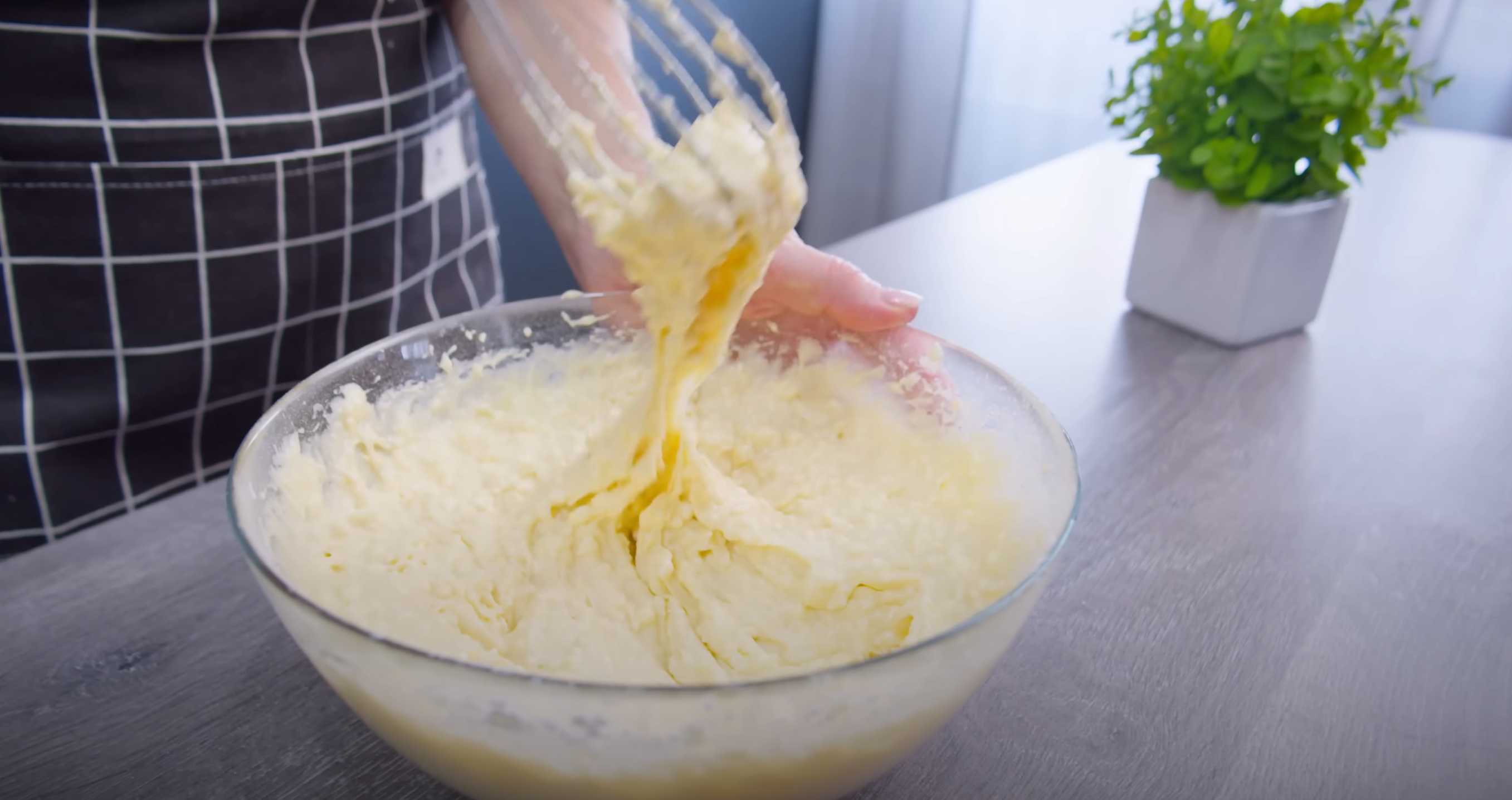 Charlotte au fromage blanc et aux pommes cuite au four - Étape 6