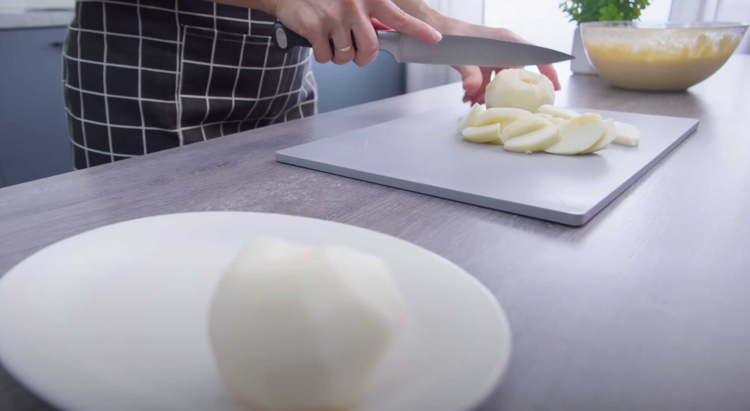 Charlotte au fromage blanc et aux pommes cuite au four - Étape 7