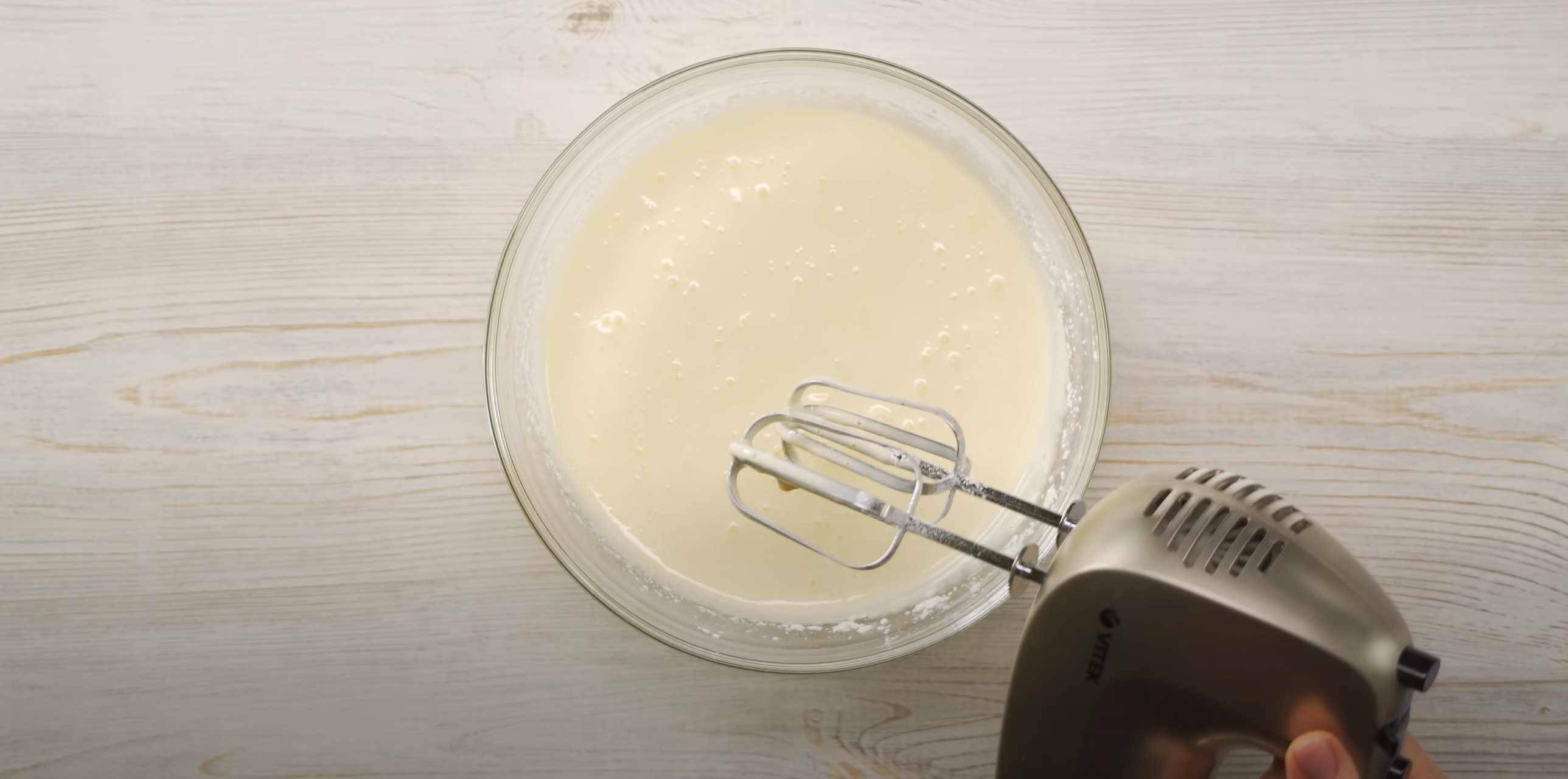 Éponge Charlotte - Étape 3