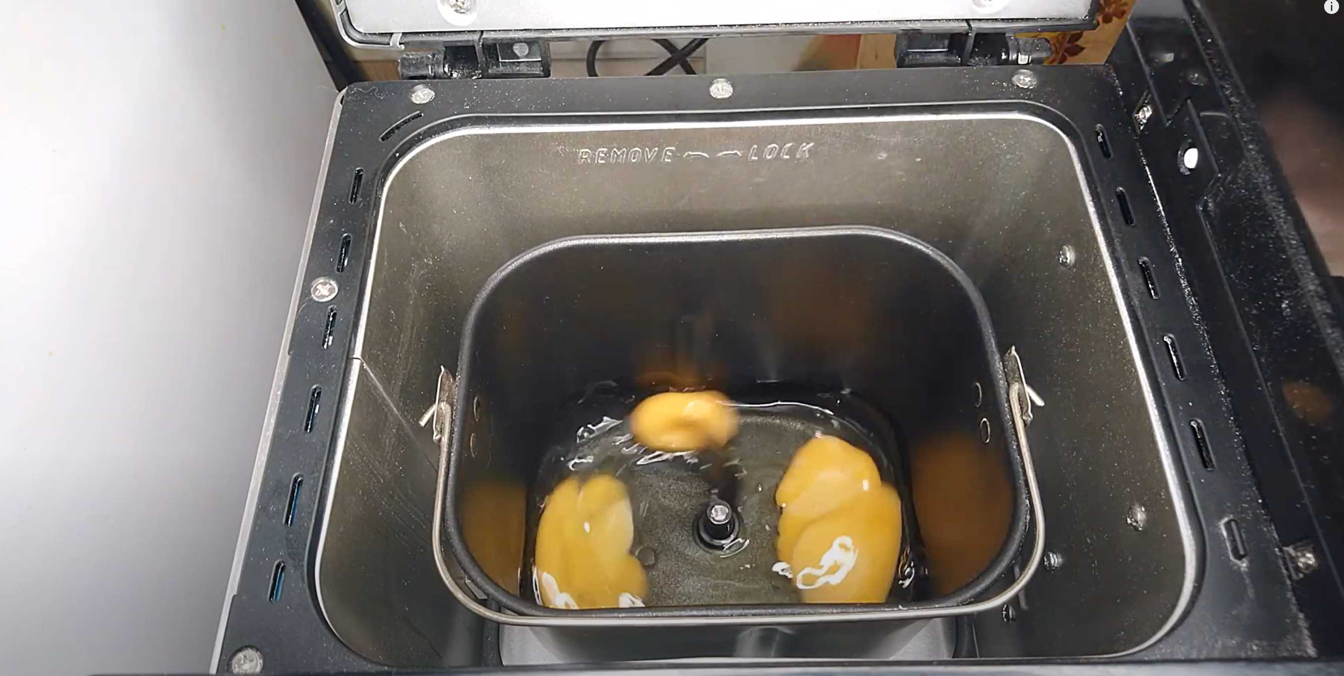 Charlotte dans une machine à pain - Étape 3