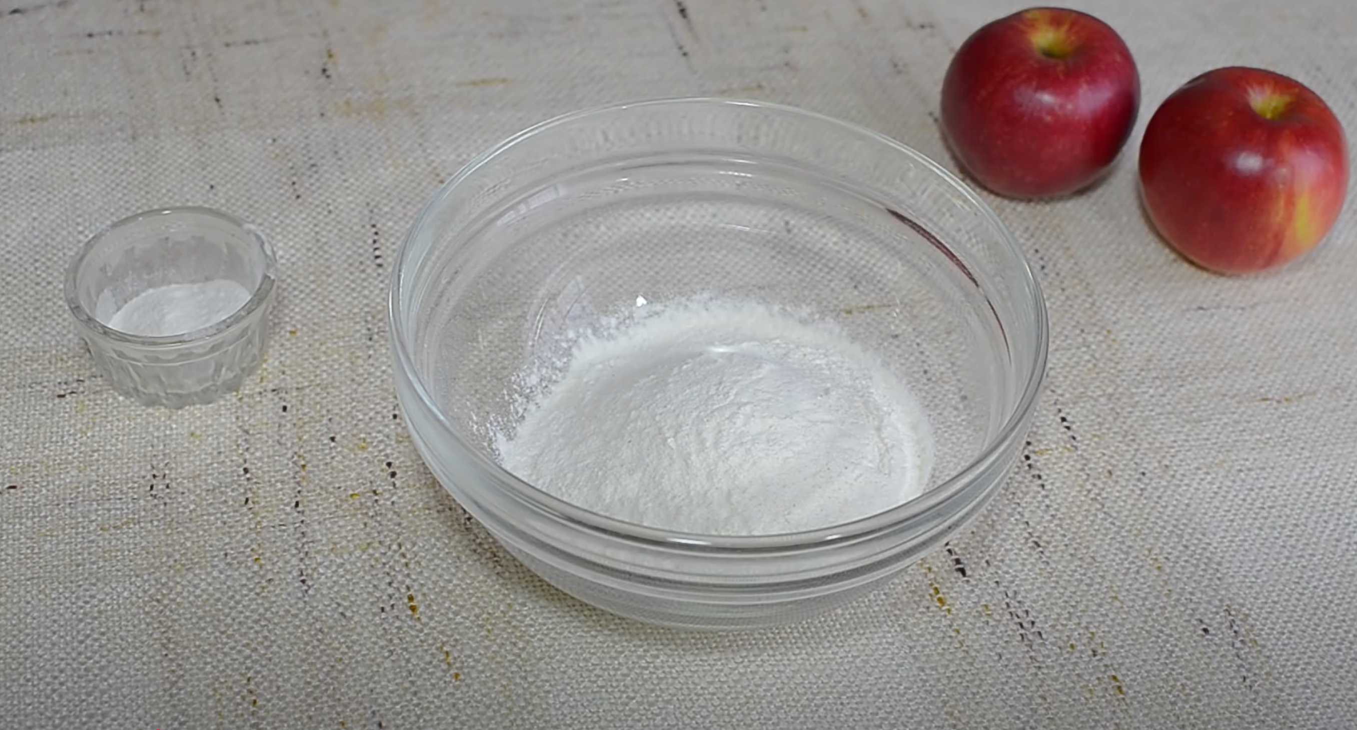 Charlotte aux pommes et au chocolat - Étape 1