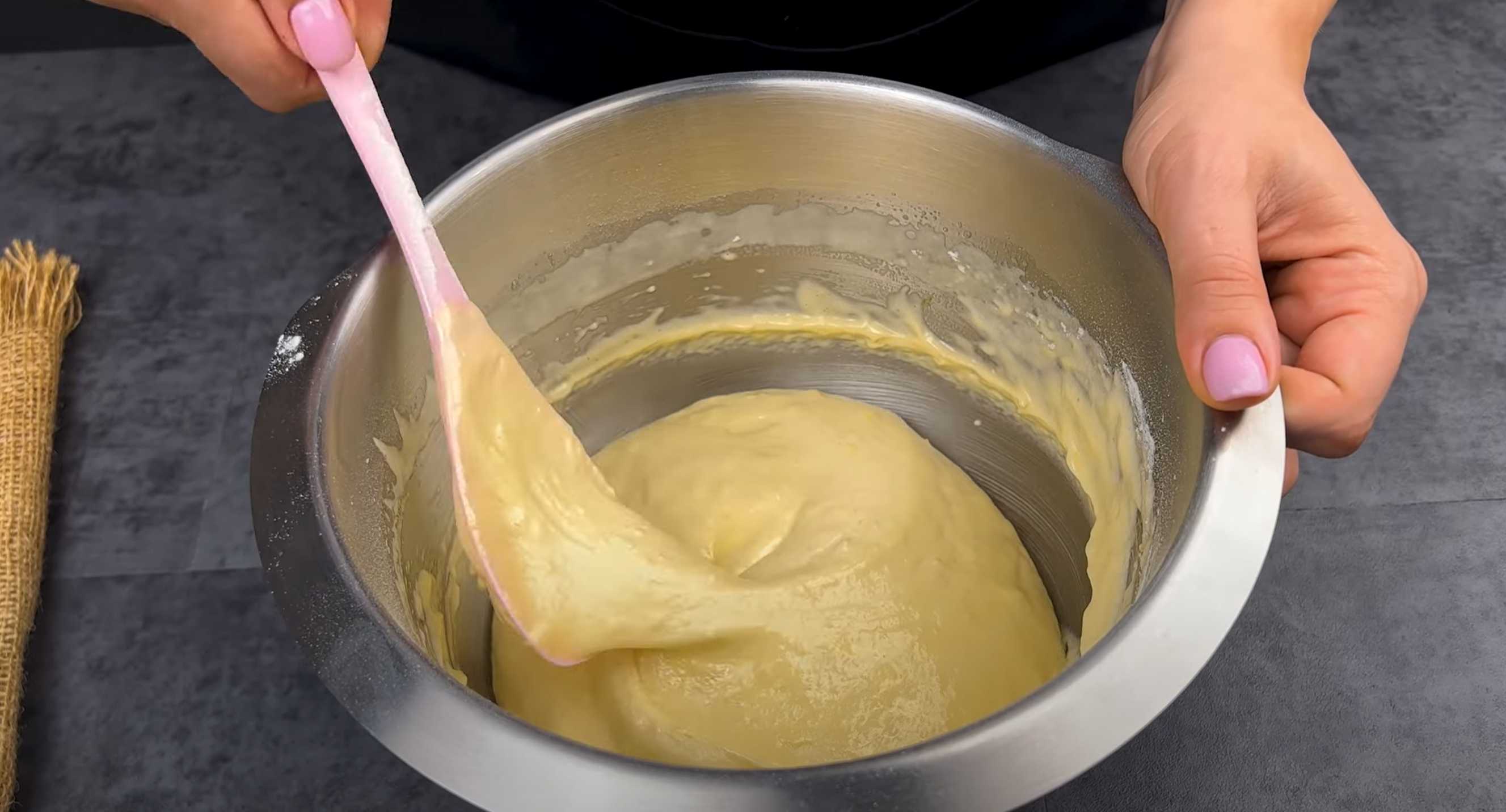 Charlotte aux pommes et à la cannelle - Étape 4