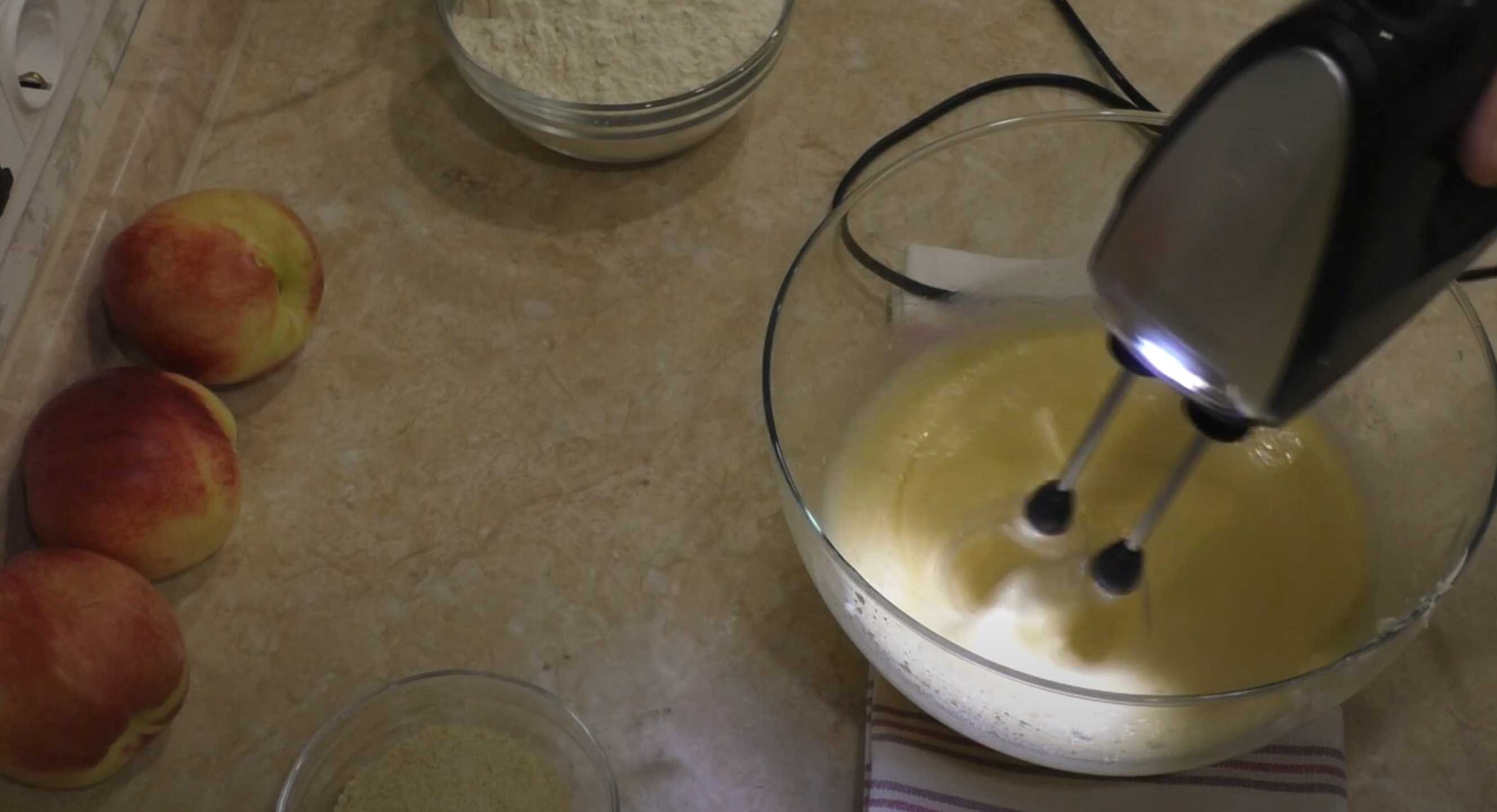 Charlotte aux nectarines - Étape 4