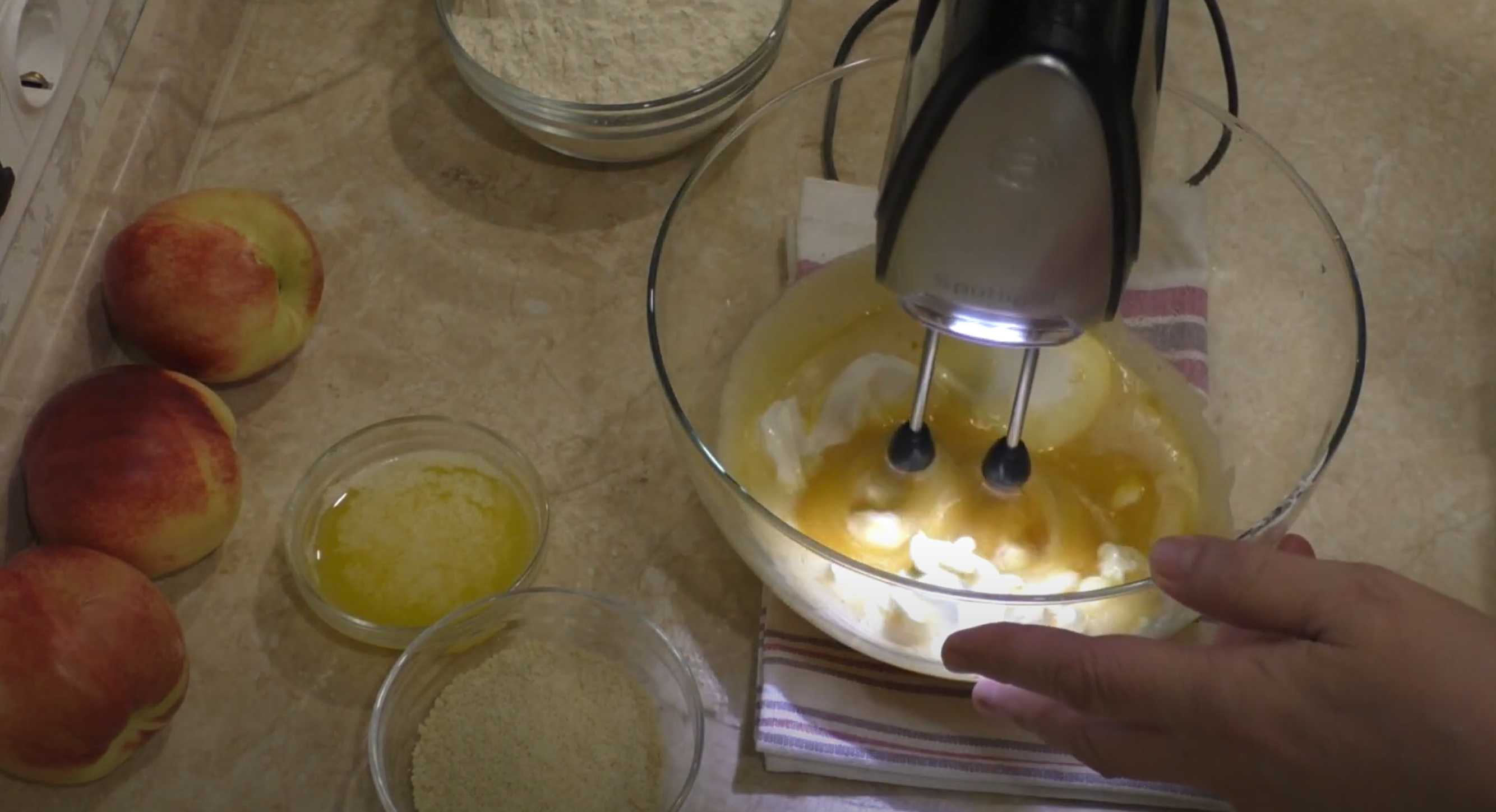 Charlotte aux nectarines - Étape 3