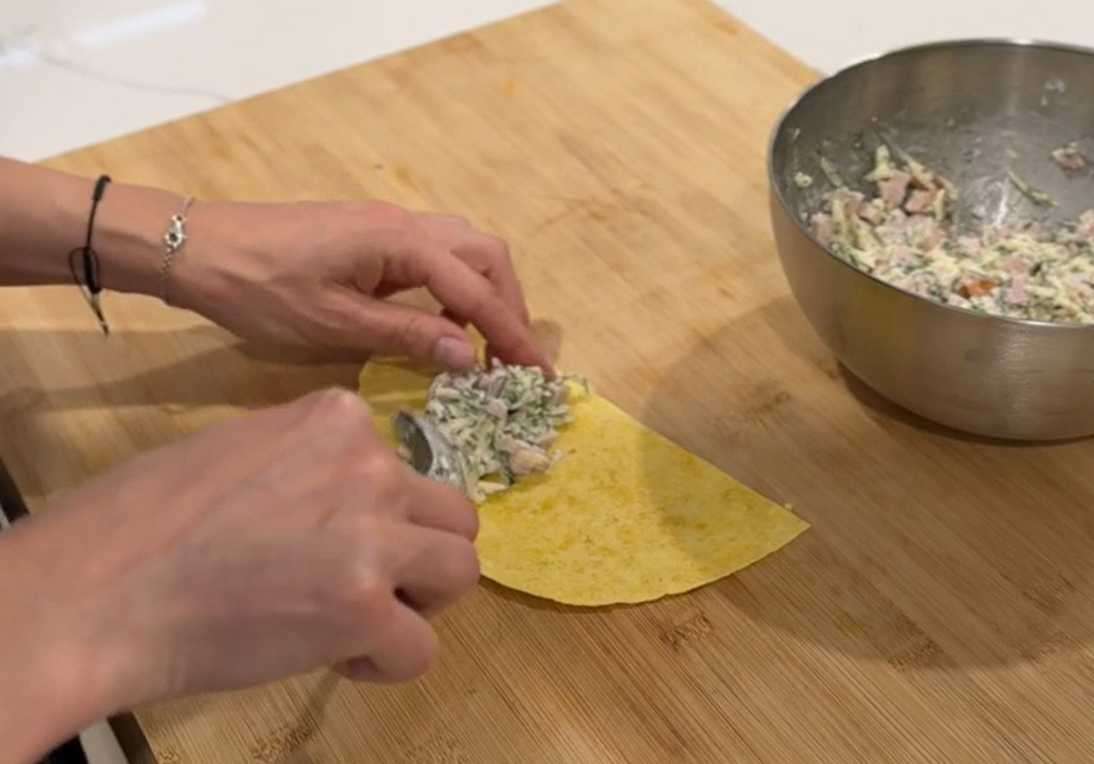 Recette de tartes à pain plat à la friteuse à air - Étape 3