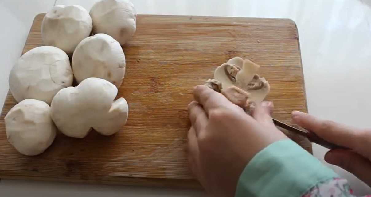 Pizza aux champignons maison - Étape 5