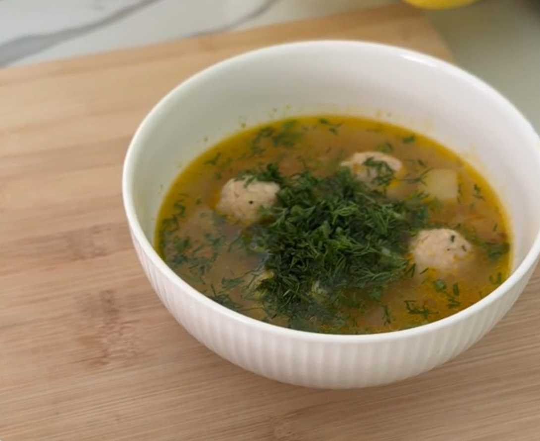 Soupe aux boulettes de viande - Étape 6