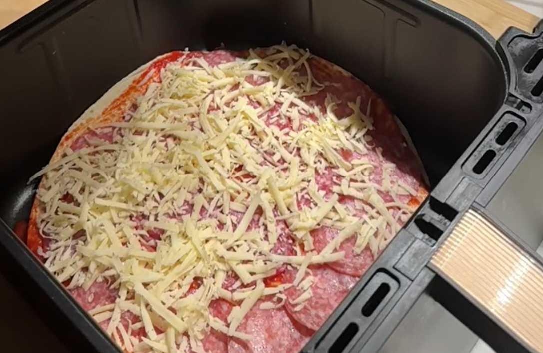 Pizza italienne maison sur lavash - Étape 6