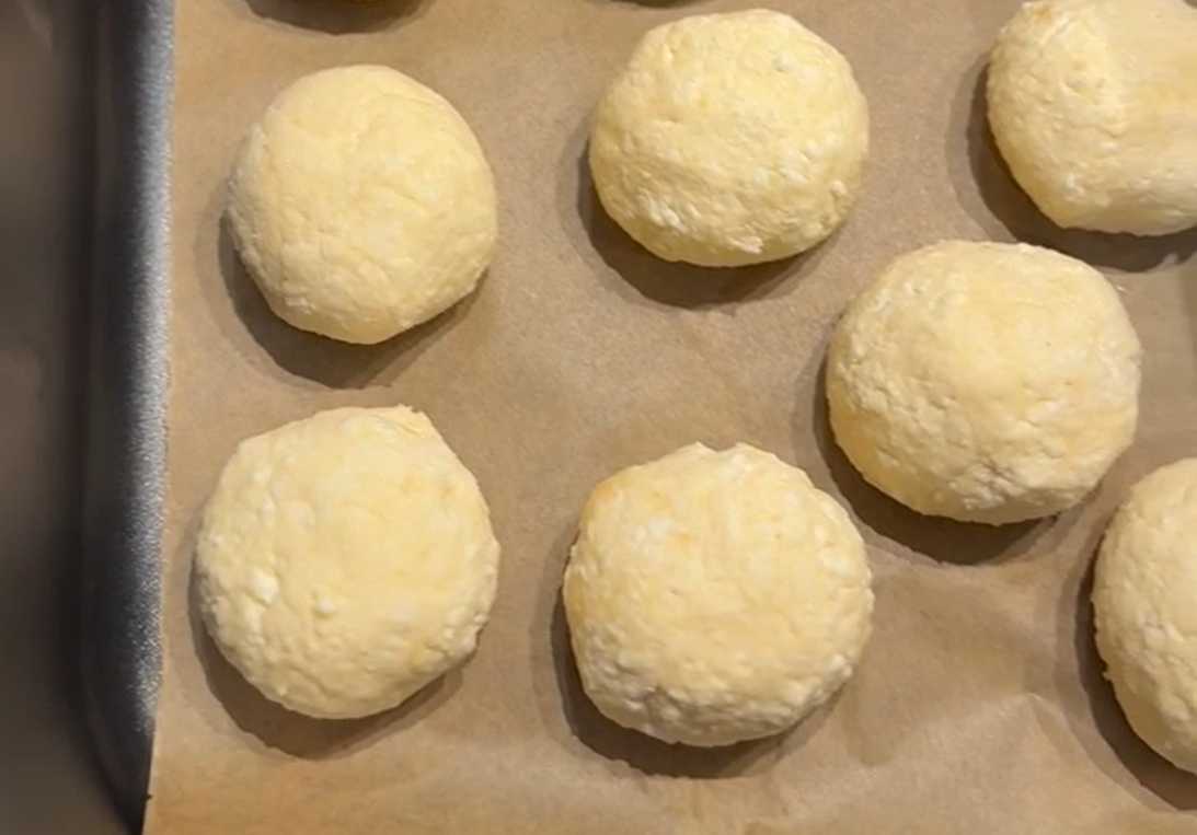 Boules de fromage cottage parfumées - Étape 4