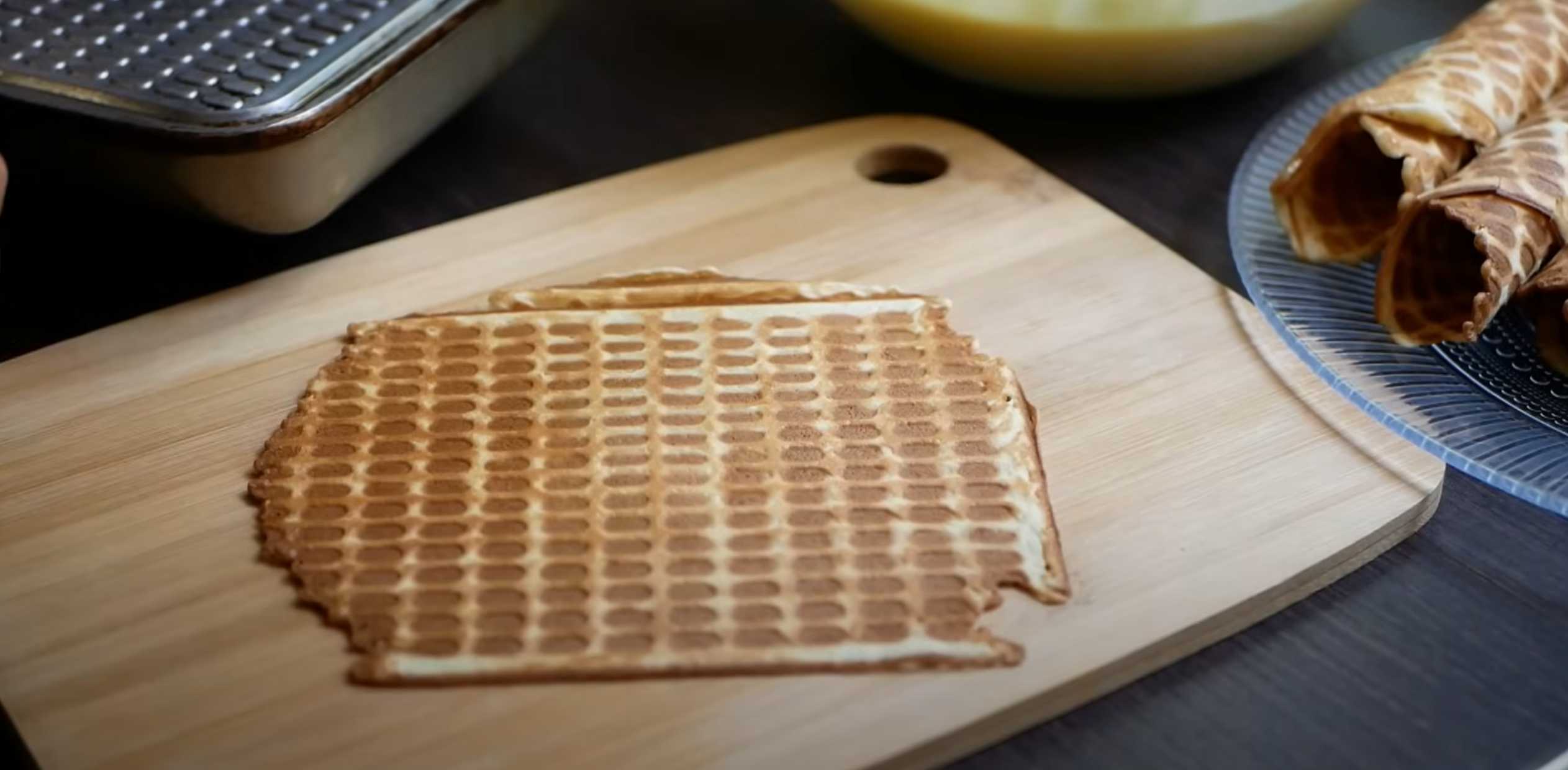 Gaufrettes roulées au lait concentré - Étape 5