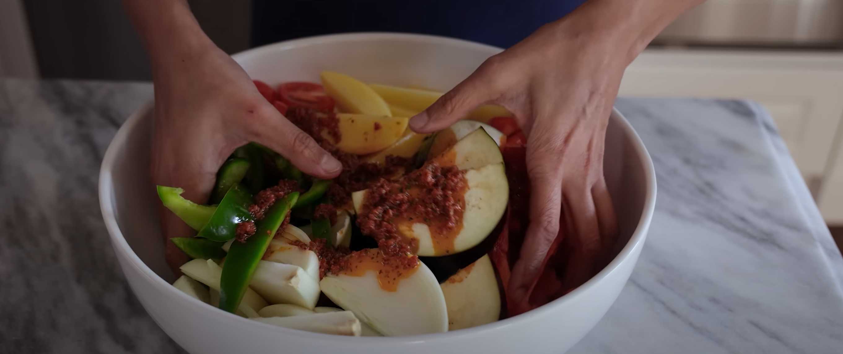 Légumes rôtis à la sauce tomate épicée - Étape 4