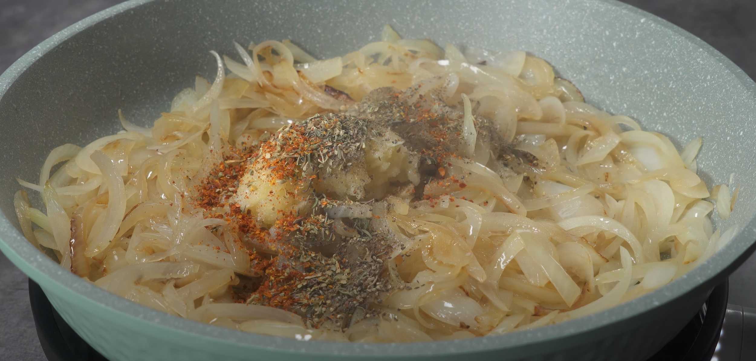 Côtes de porc à la sauce à l'oignon - Étape 3