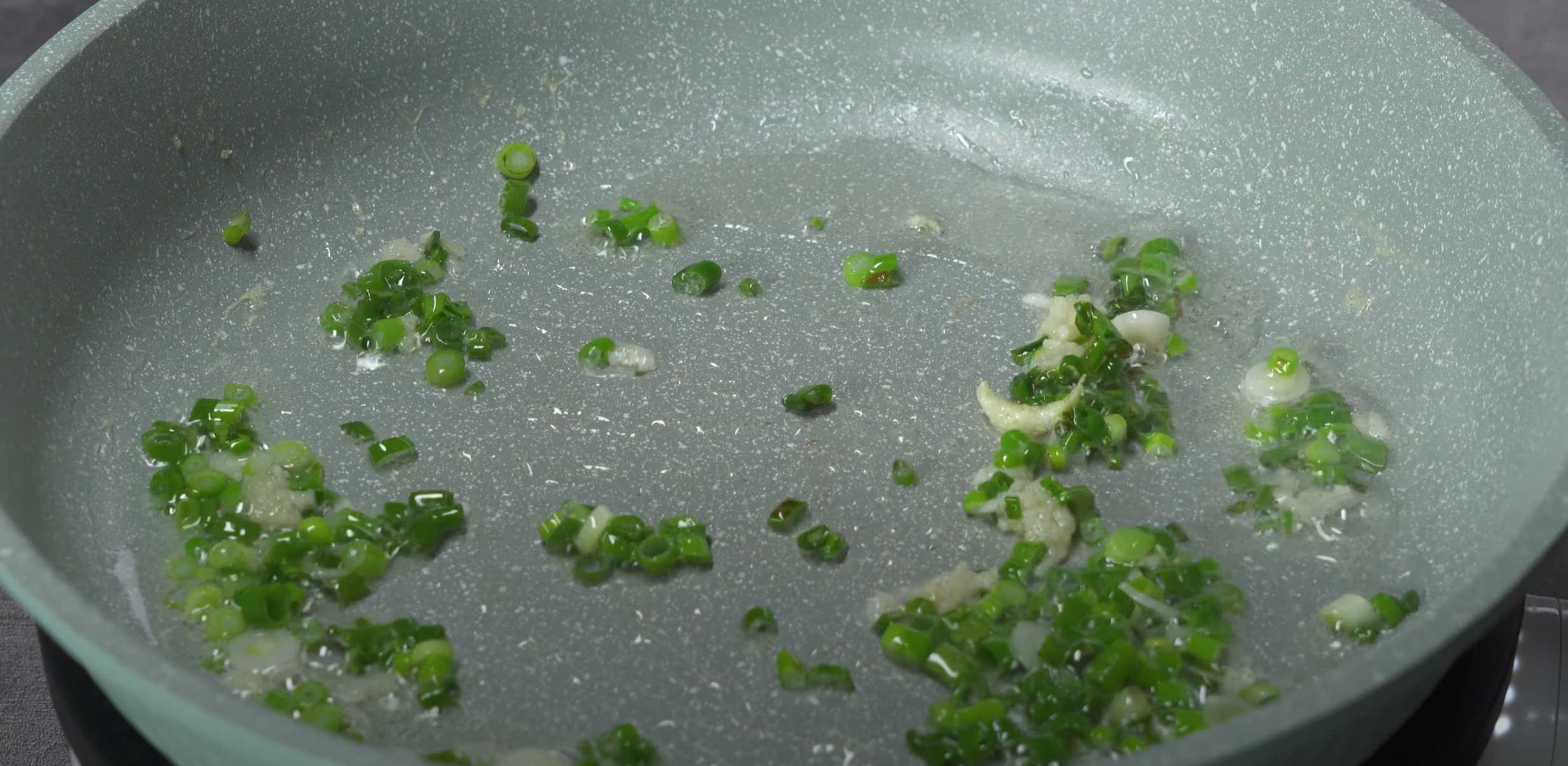 Chou frit chinois aux œufs - Étape 8