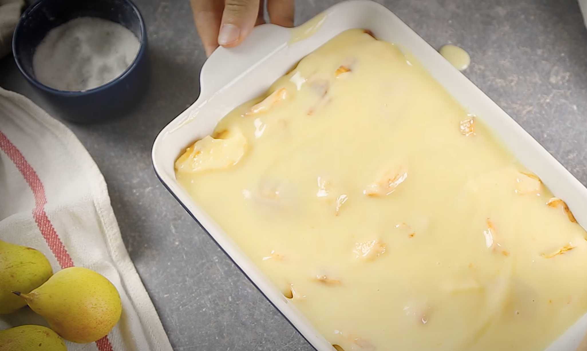 Charlotte aux pommes et à la crème fraîche - Étape 9