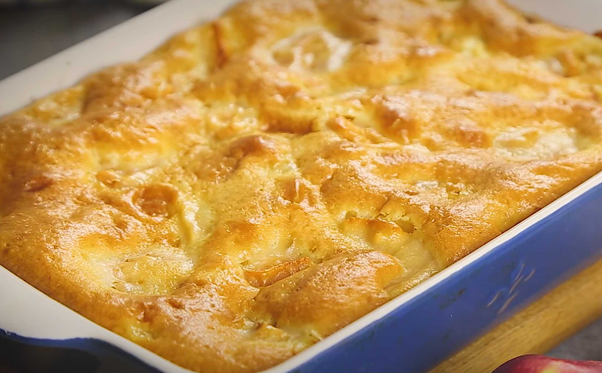 Charlotte aux pommes et à la crème sure - Étape 10